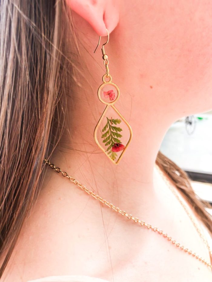 Rose gold plated resin flower earrings